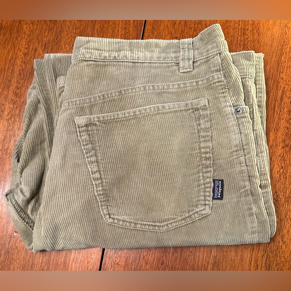 Patagonia Corduroy Khaki - 100% Organic Cotton- Super Comfortable and Warm